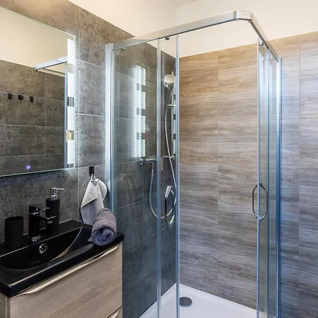 Krumlovske Rozcesti Guest house 4*